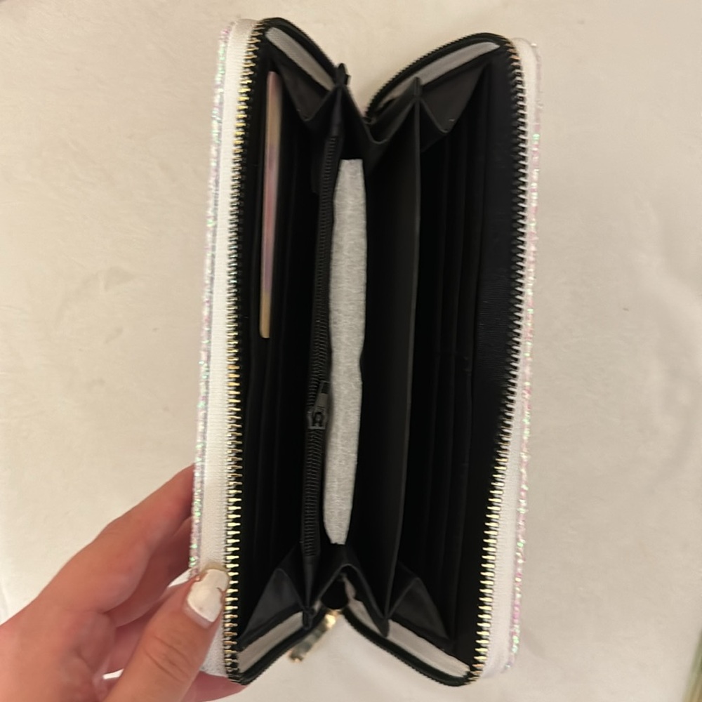Sparkly Wallet - Picture 2 of 2